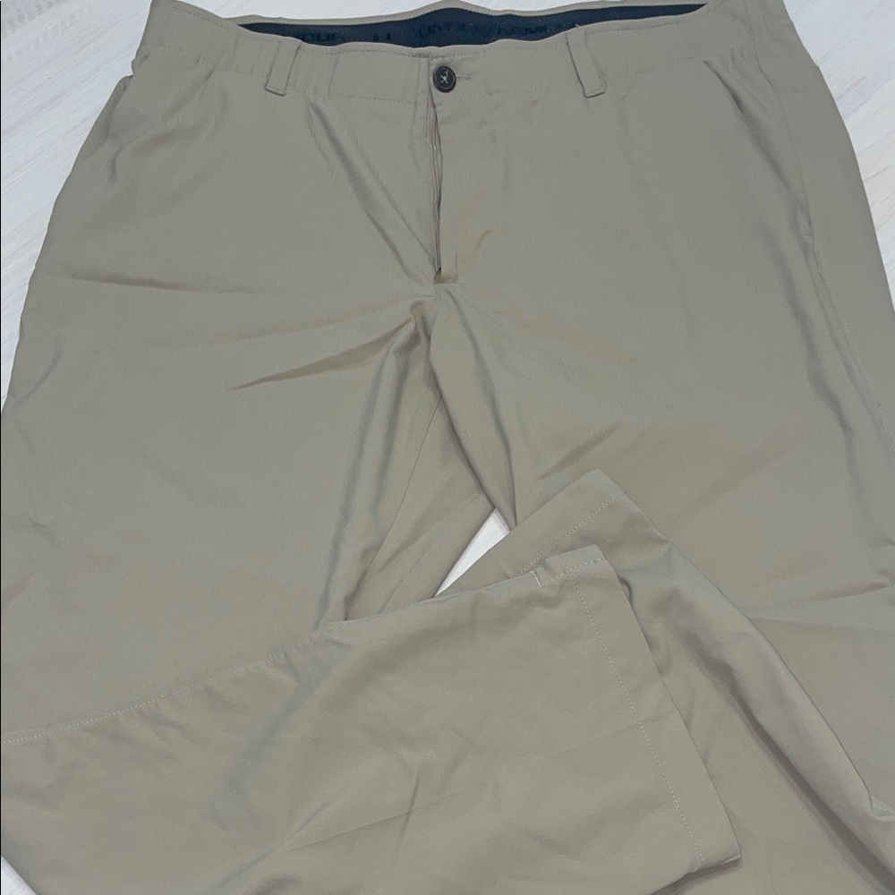 Under Armour Men's Golf Khaki Chinos